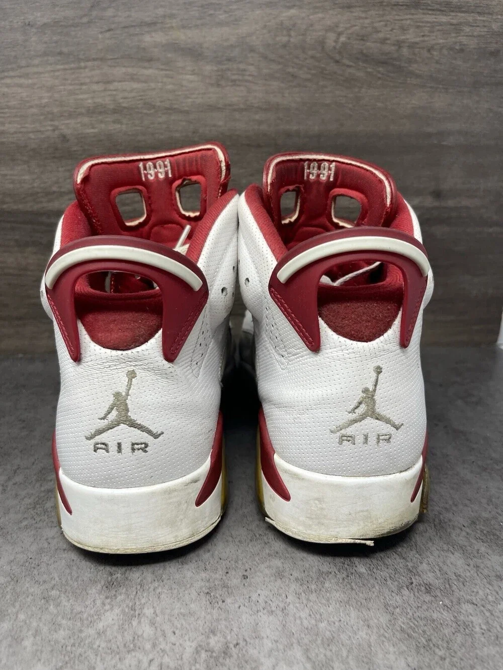 Air Jordan 6 Retro Alternate Hare Size 9.5 Mens White Red Basketball 384664-113